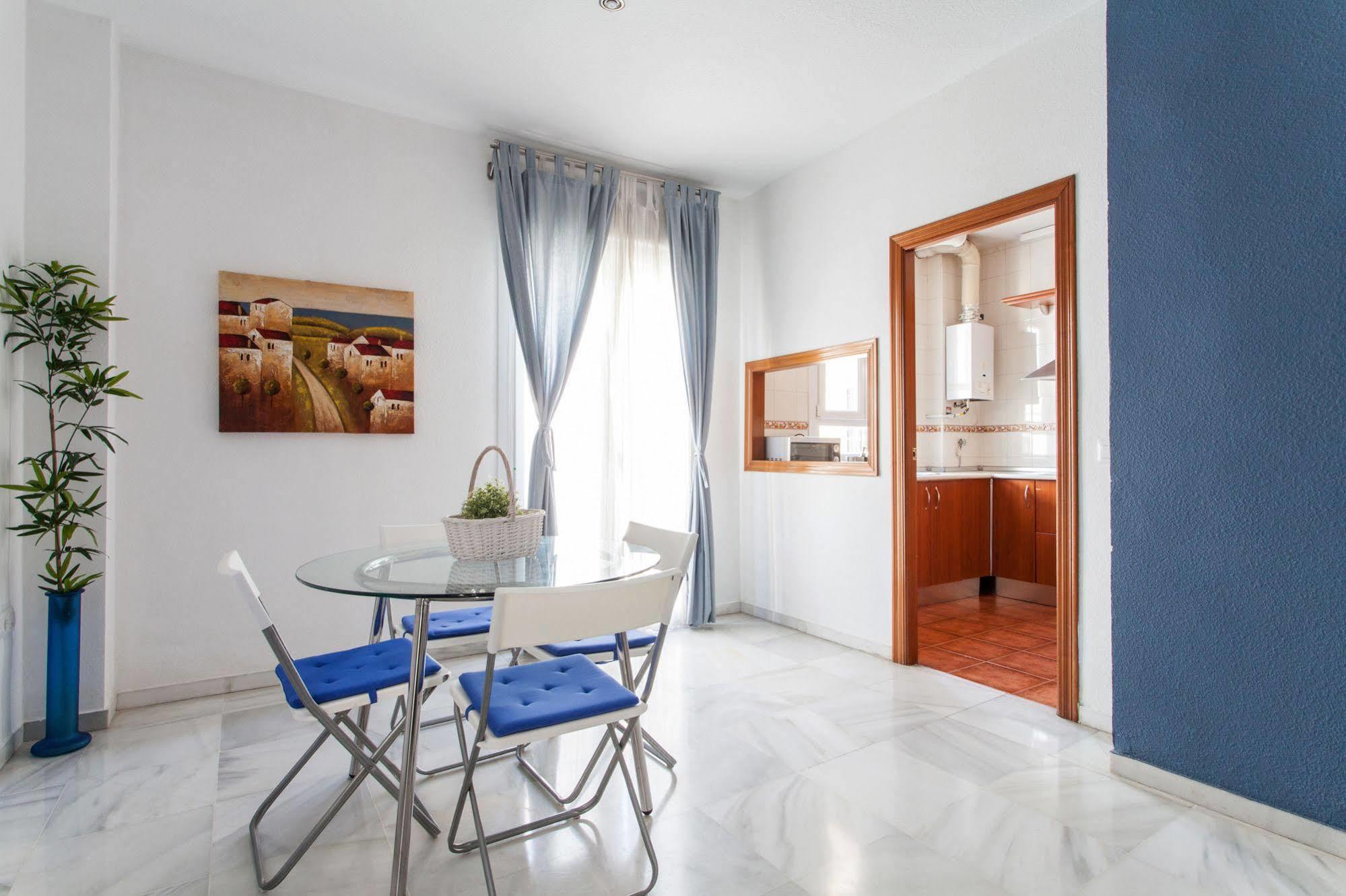 San Marcos Apartamentos Seville Exterior photo