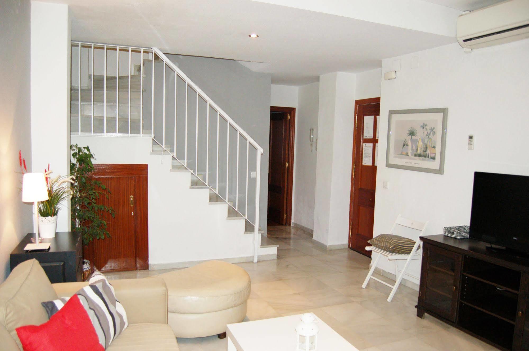 San Marcos Apartamentos Seville Exterior photo